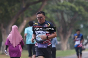 Runner Photo 4315863
