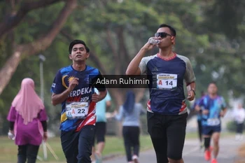 Runner Photo 4315876