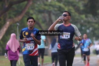 Runner Photo 4315877