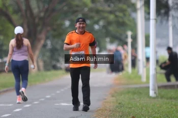 Runner Photo 4315914