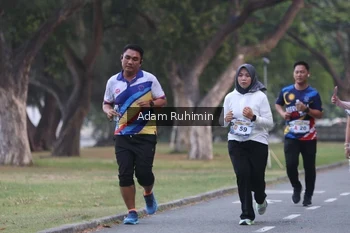 Runner Photo 4315951