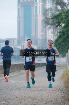 Runner Photo 4316021