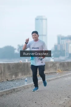 Runner Photo 4316023