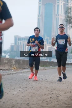 Runner Photo 4316039