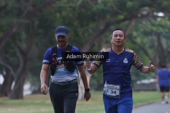 Runner Photo 4316042