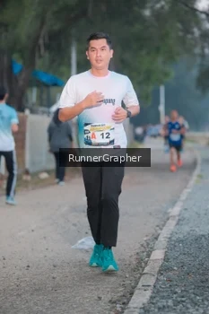 Runner Photo 4316058