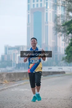Runner Photo 4316090