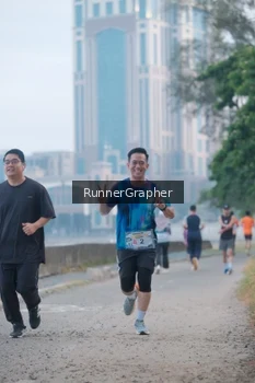Runner Photo 4316093