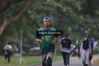 Runner Photo 4316100