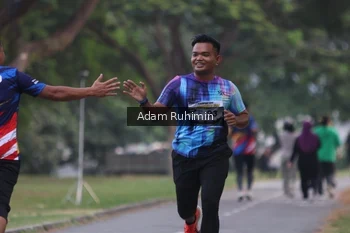 Runner Photo 4316112