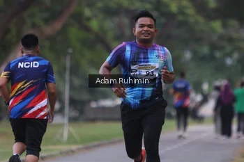 Runner Photo 4316115