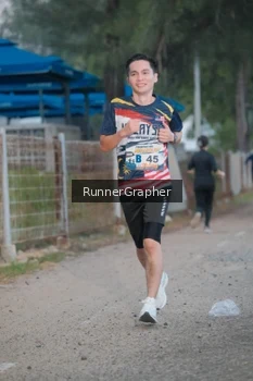 Runner Photo 4316127