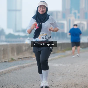 Runner Photo 4316128
