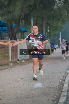 Runner Photo 4316147