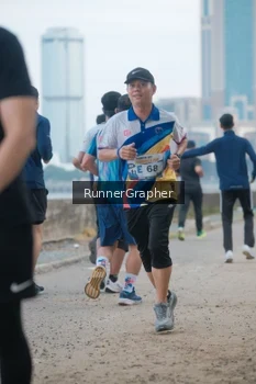 Runner Photo 4316148