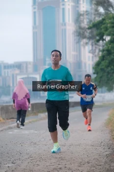 Runner Photo 4316152