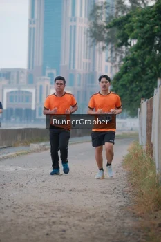 Runner Photo 4316162