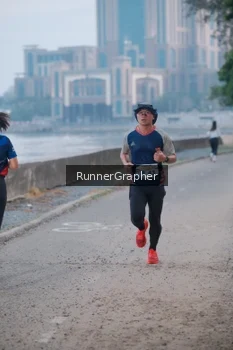 Runner Photo 4316184
