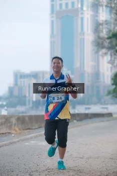 Runner Photo 4316201