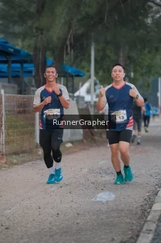 Runner Photo 4316203