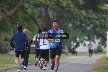 Runner Photo 4316213