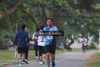 Runner Photo 4316214