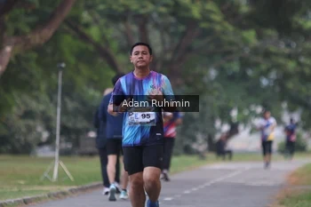 Runner Photo 4316215