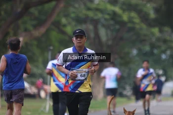 Runner Photo 4316235
