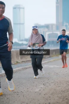 Runner Photo 4316242