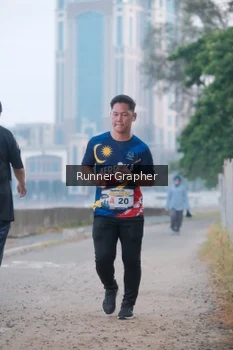 Runner Photo 4316252