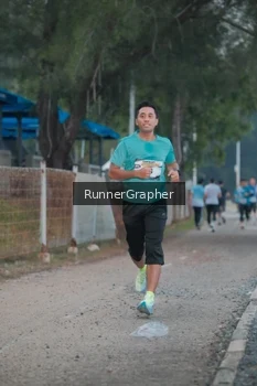Runner Photo 4316257