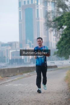 Runner Photo 4316268
