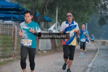 Runner Photo 4316270