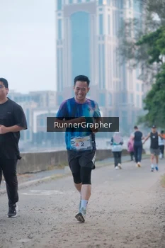 Runner Photo 4316271