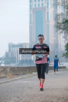 Runner Photo 4316282