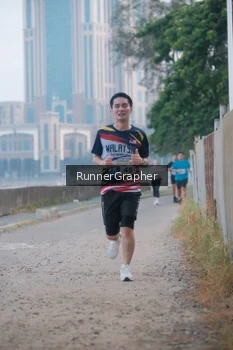 Runner Photo 4316283