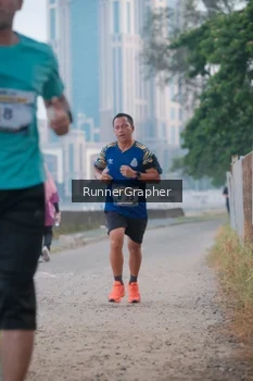 Runner Photo 4316286