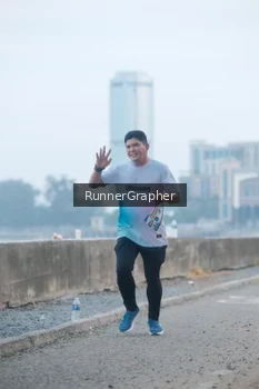 Runner Photo 4316296