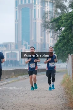 Runner Photo 4316320