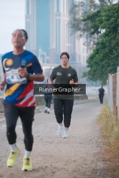 Runner Photo 4316325