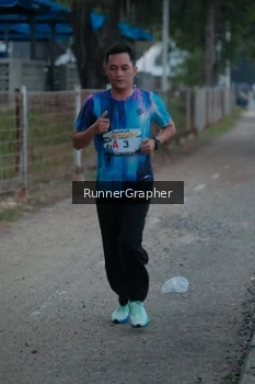 Runner Photo 4316330