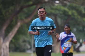 Runner Photo 4316332
