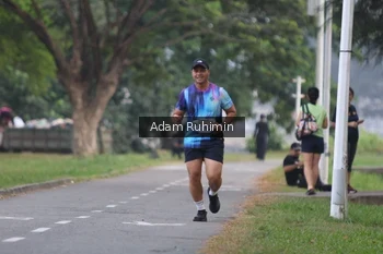 Runner Photo 4316354