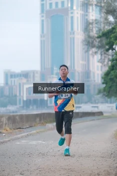 Runner Photo 4316362