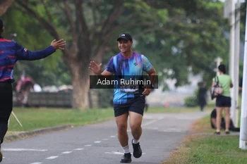Runner Photo 4316365