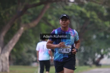 Runner Photo 4316377