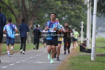 Runner Photo 4316399
