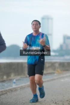 Runner Photo 4316407