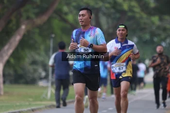 Runner Photo 4316412