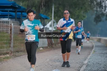 Runner Photo 4316416